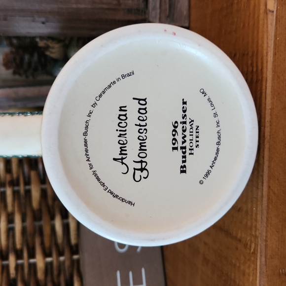 1996 Anheuser-Busch, Inc Budweiser Collector Stein - Picture 4 of 6